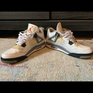 Jordan retro 4s